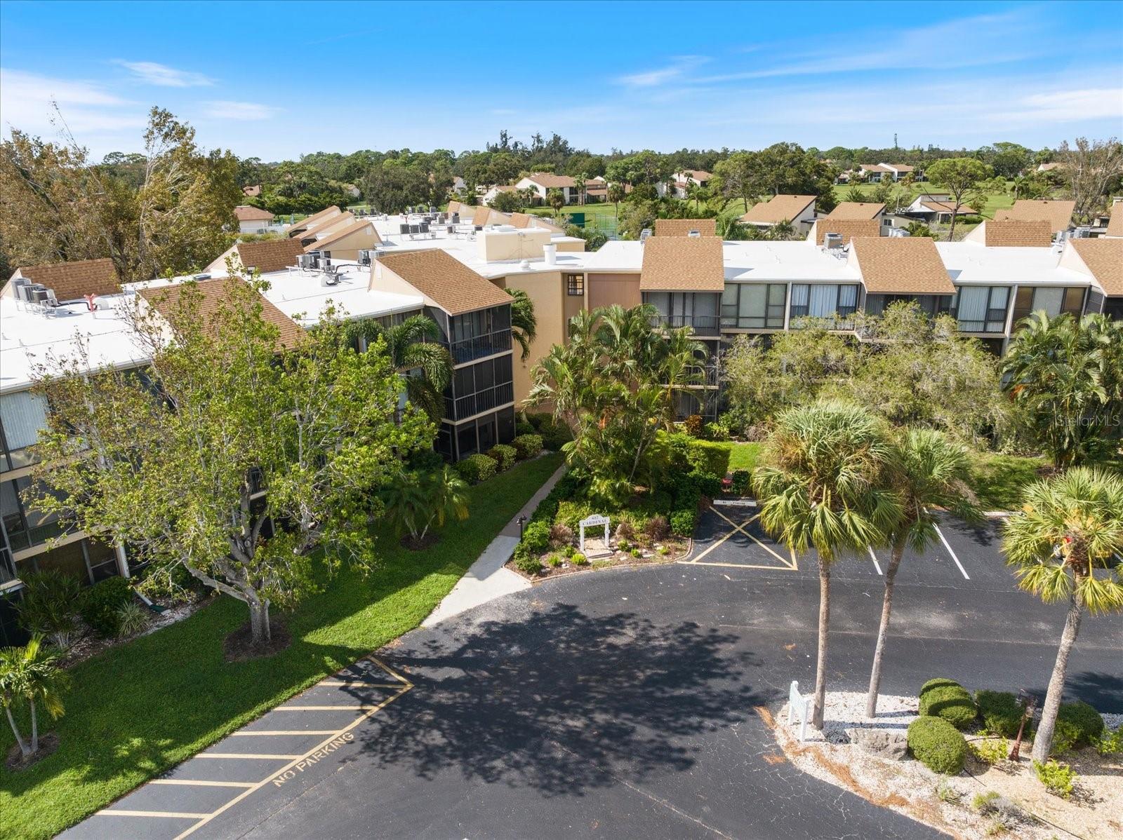 Image 16 of 25 For 612 Bird Bay Drive S 118