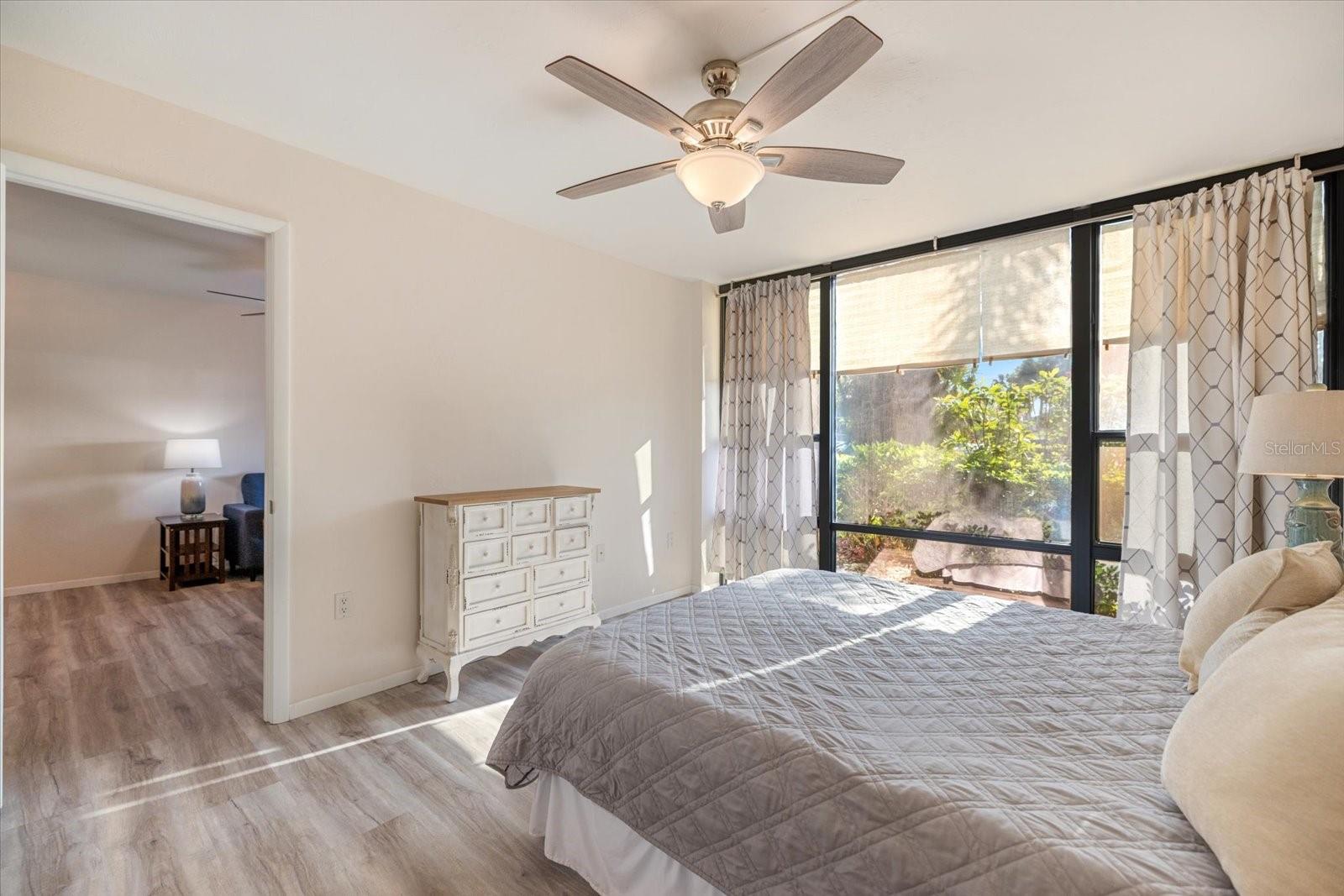 Image 8 of 25 For 612 Bird Bay Drive S 118