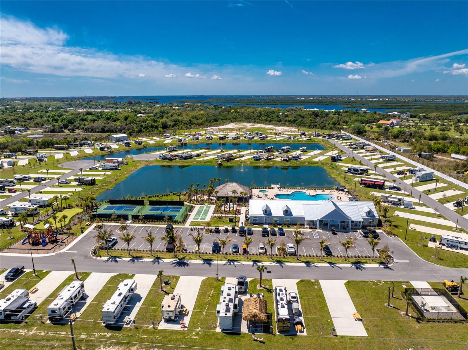 Image 14 of 48 For 443 Horizon Road