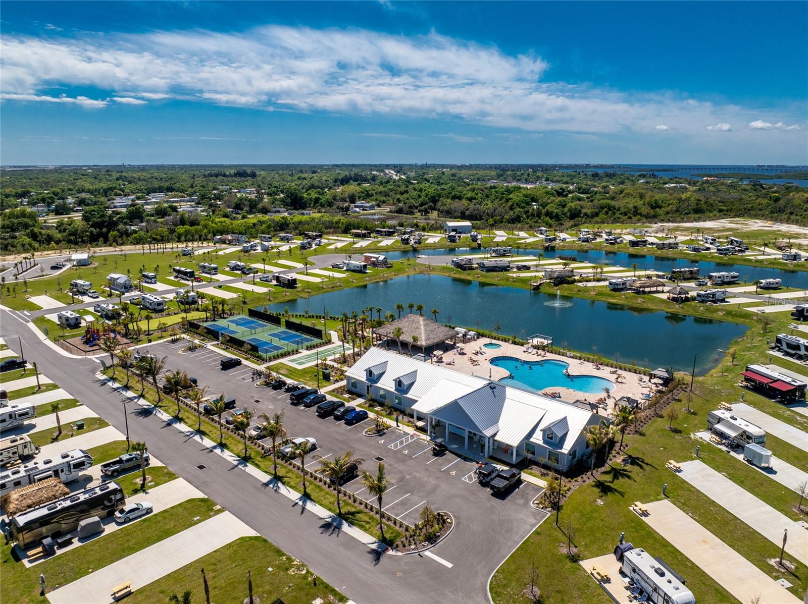 Image 15 of 48 For 443 Horizon Road