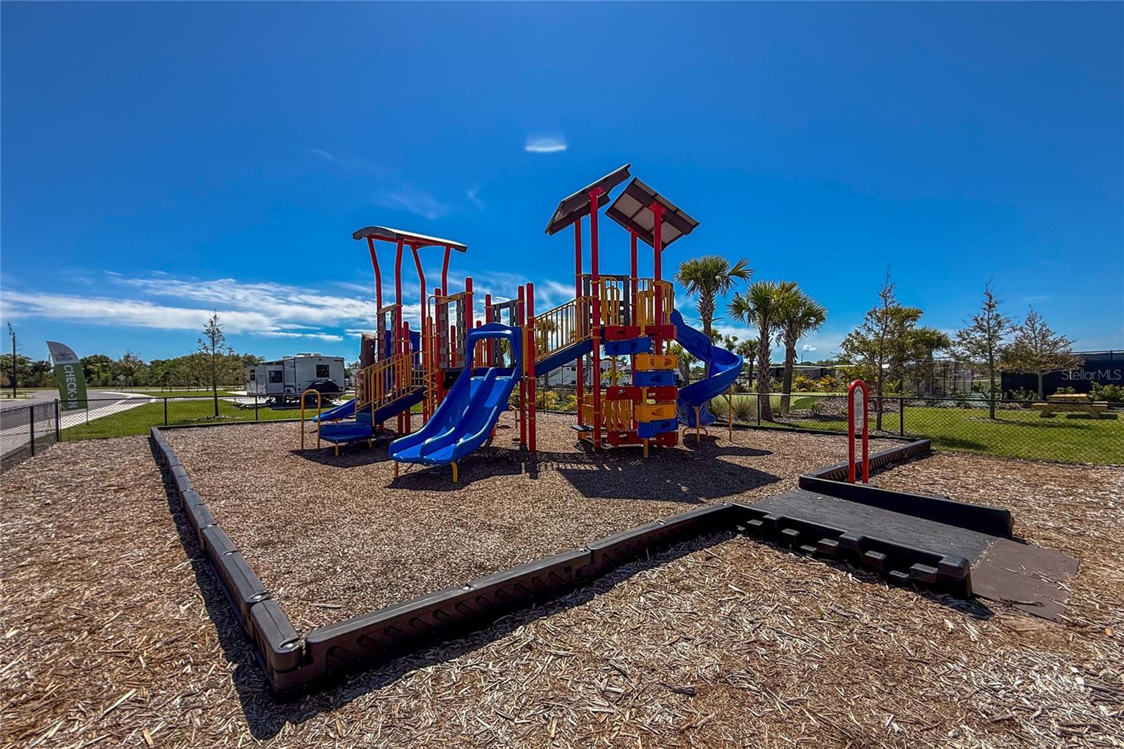 Image 34 of 48 For 443 Horizon Road