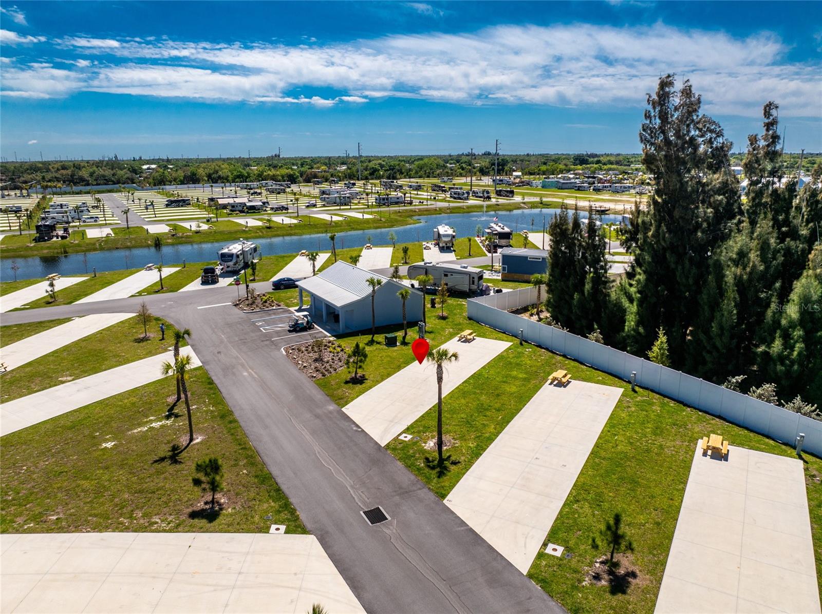 Image 6 of 48 For 443 Horizon Road