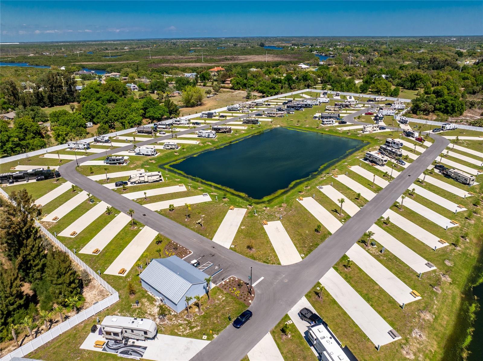 Image 9 of 48 For 443 Horizon Road