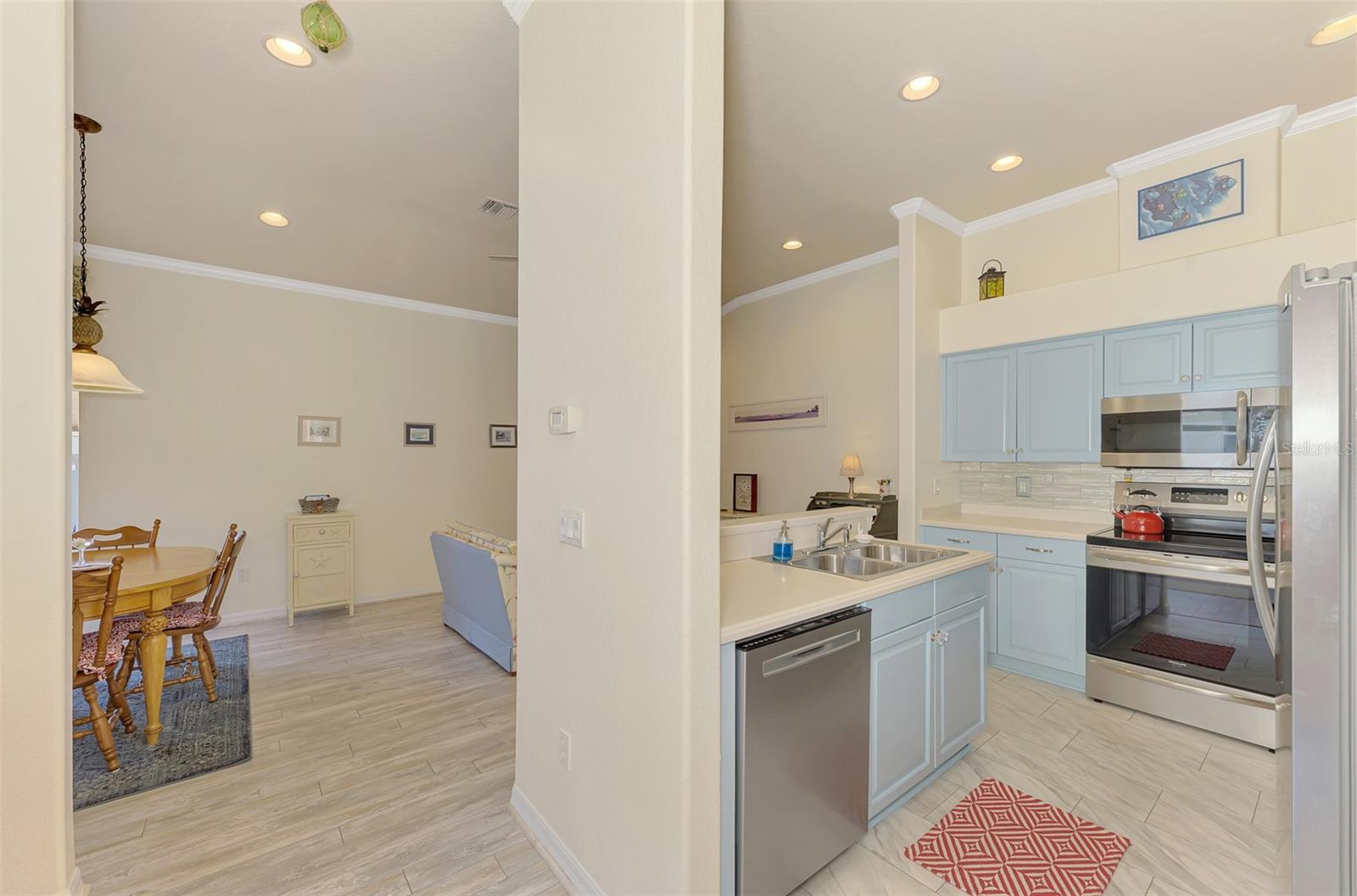 Image 8 of 29 For 1008 Topelis Drive