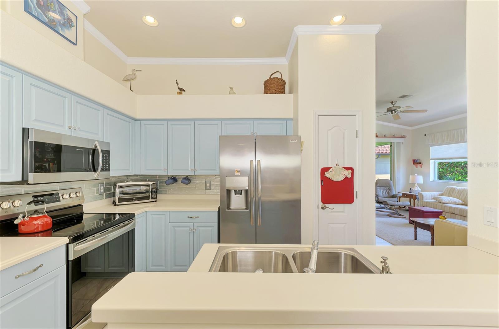 Image 9 of 29 For 1008 Topelis Drive