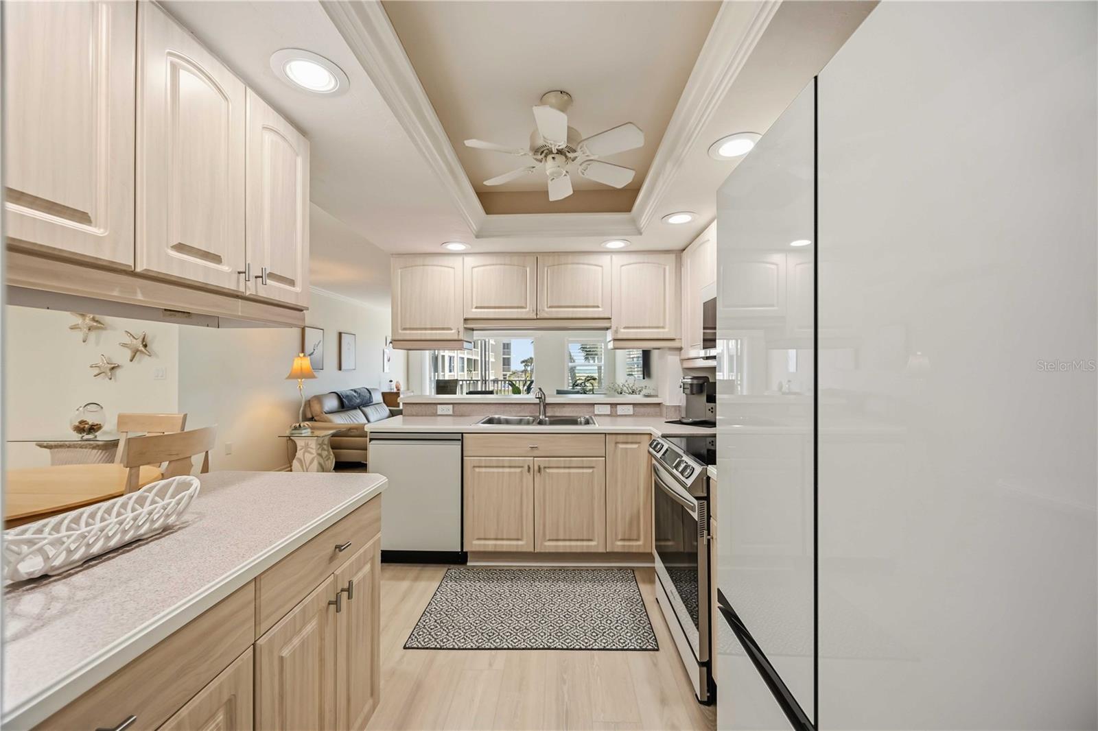 Image 12 of 59 For 1150 Tarpon Center Drive 2h