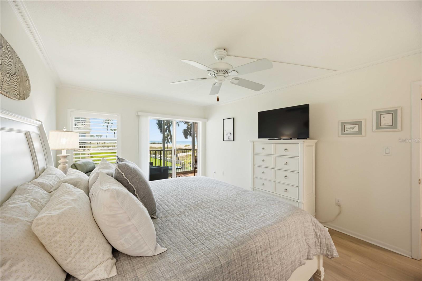 Image 19 of 59 For 1150 Tarpon Center Drive 2h