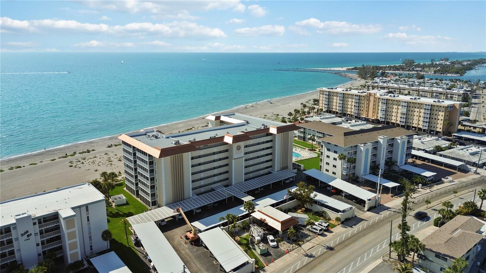 Image 47 of 59 For 1150 Tarpon Center Drive 2h