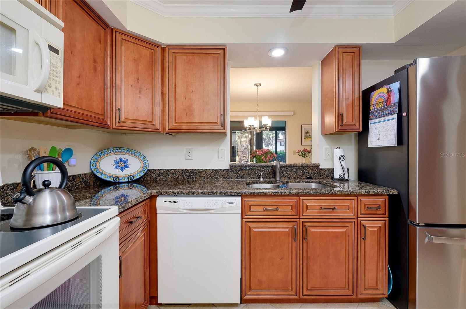 Image 10 of 62 For 806 Capri Isles Boulevard 109