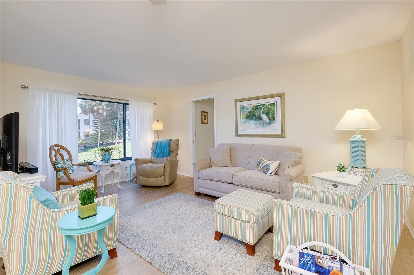 Image 12 of 62 For 806 Capri Isles Boulevard 109