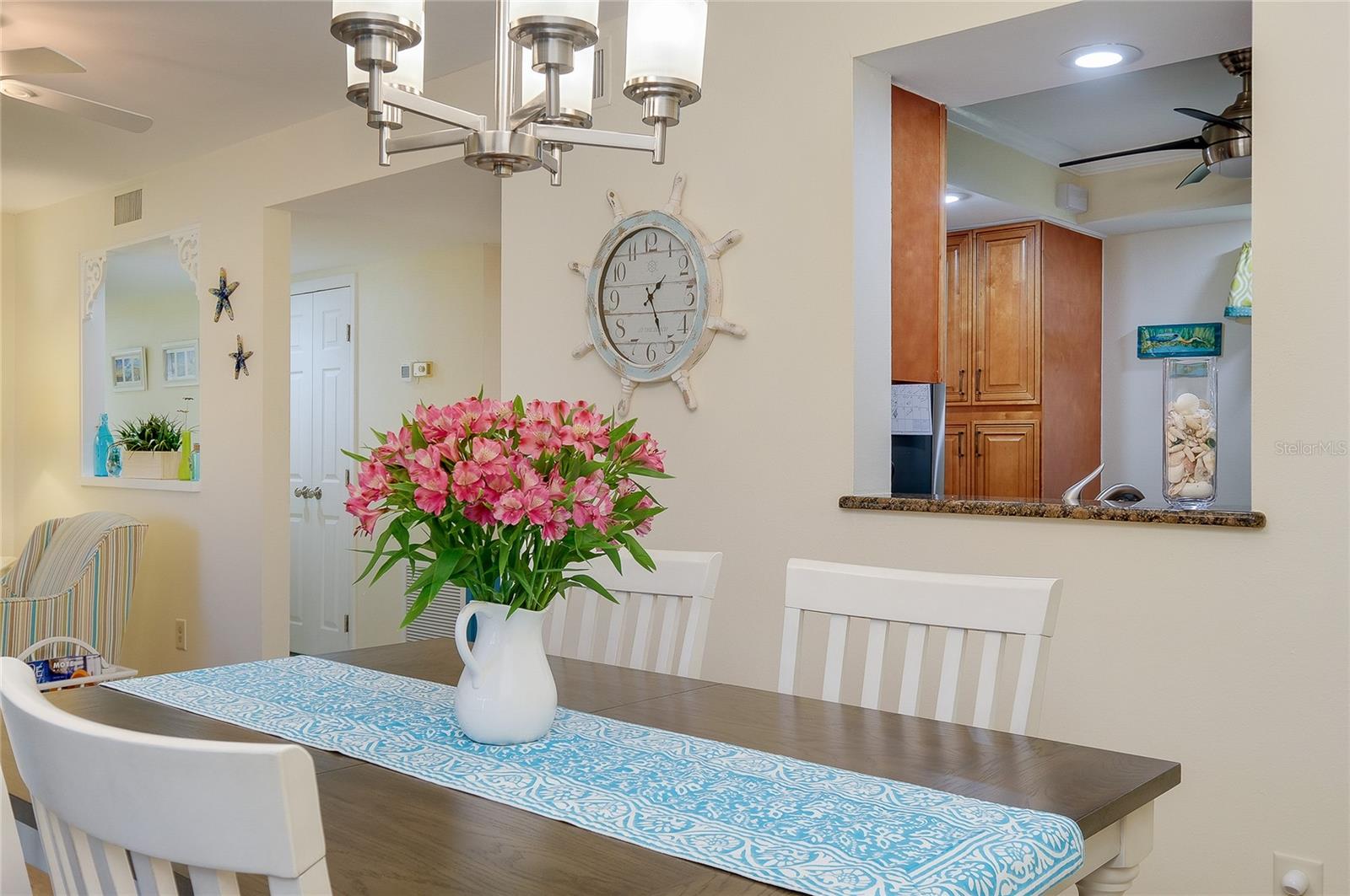 Image 24 of 62 For 806 Capri Isles Boulevard 109