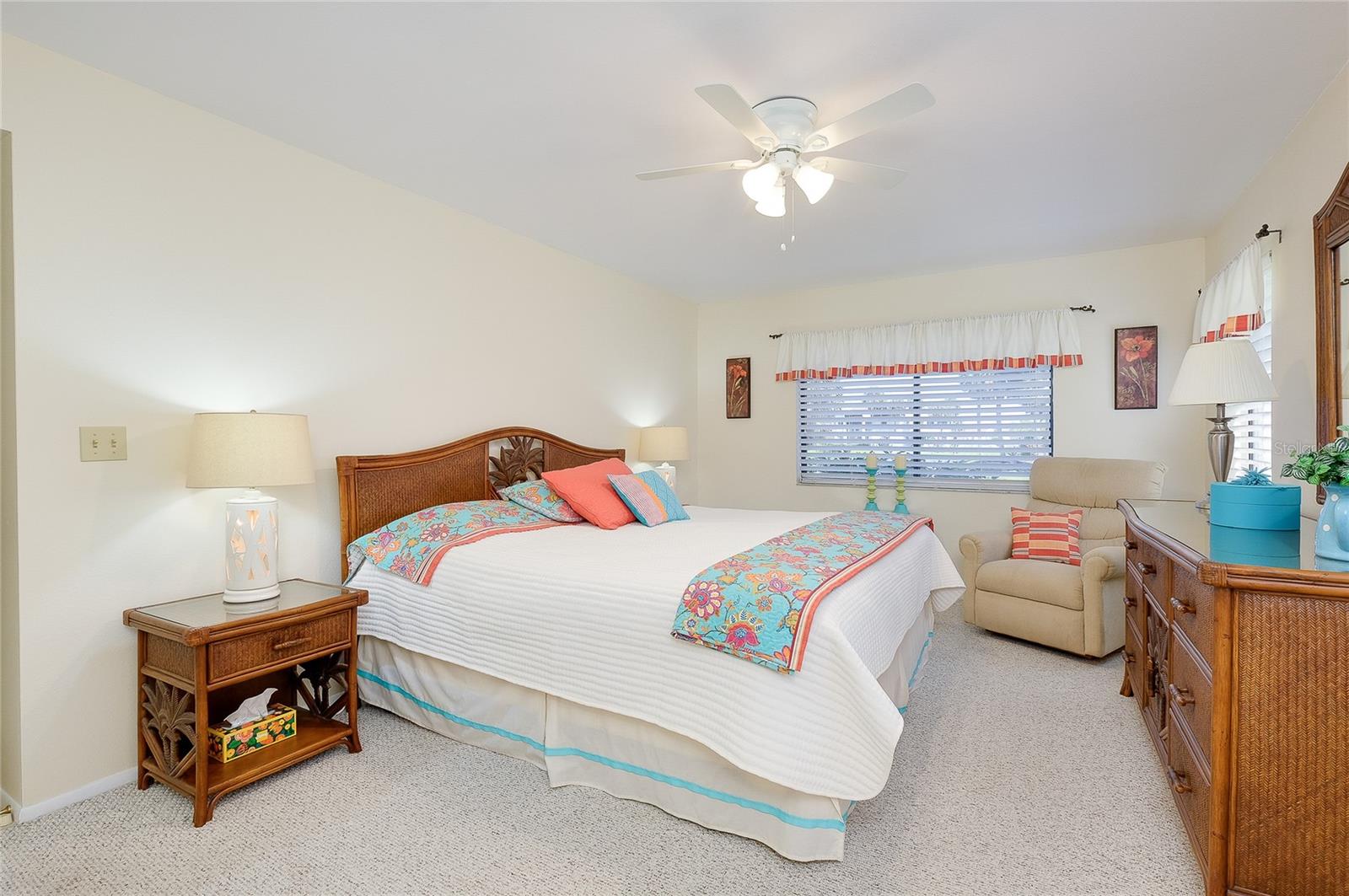 Image 28 of 62 For 806 Capri Isles Boulevard 109