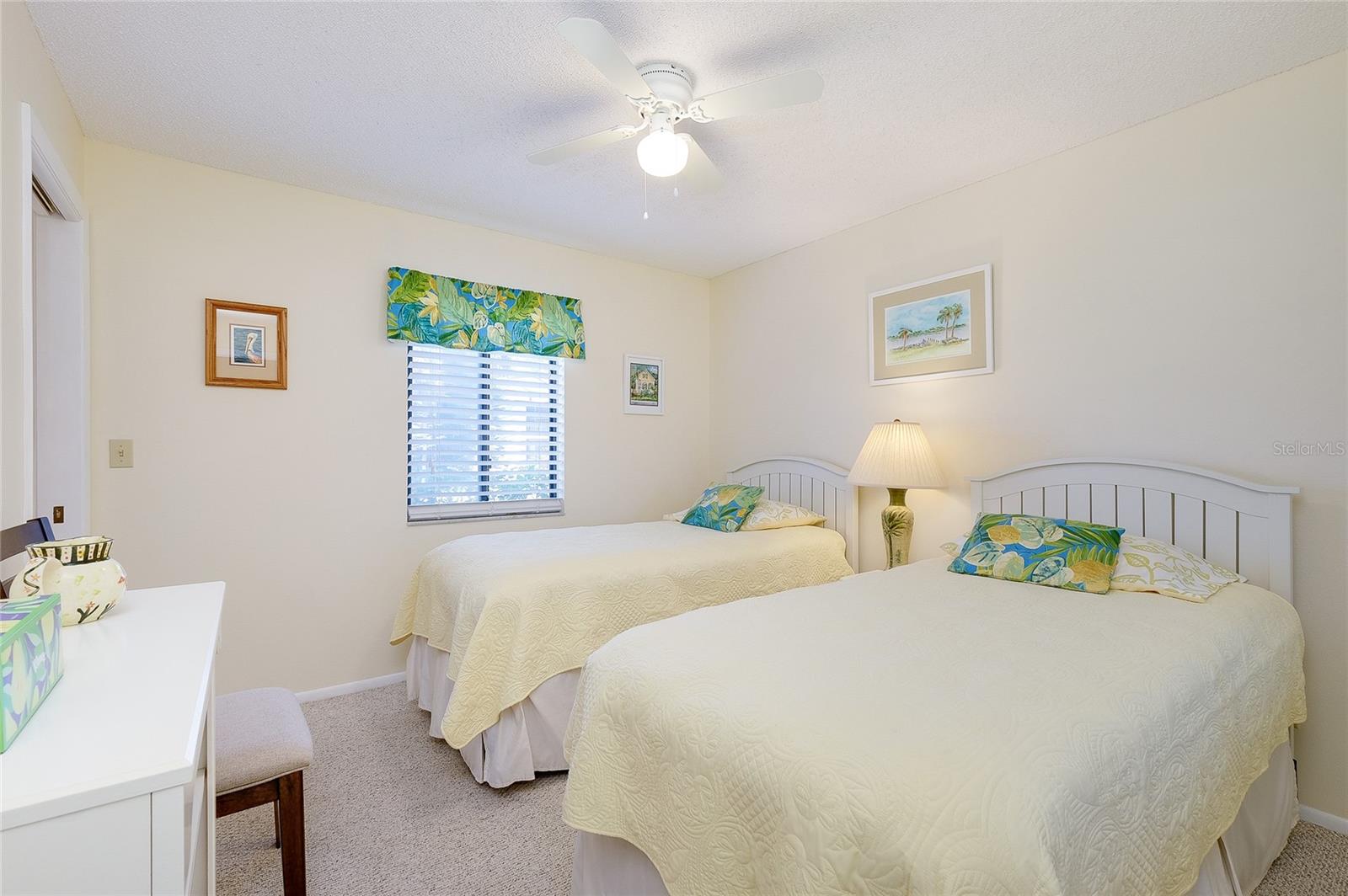 Image 34 of 62 For 806 Capri Isles Boulevard 109