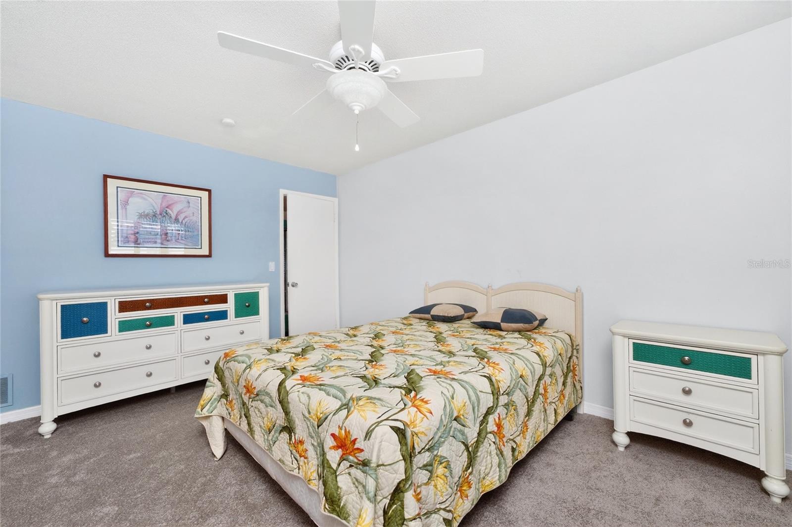 Image 16 of 71 For 3972 Overlook Bend 28