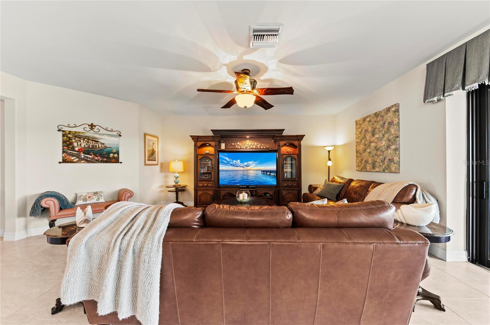 Image 10 of 100 For 13785 Tomaro Street