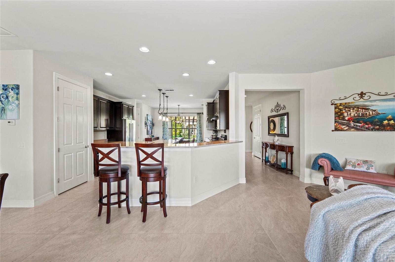 Image 23 of 100 For 13785 Tomaro Street