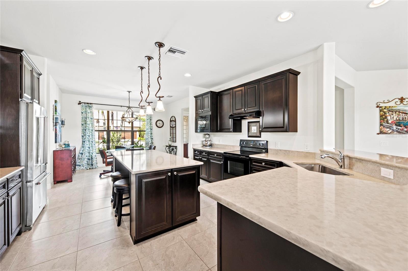 Image 24 of 100 For 13785 Tomaro Street