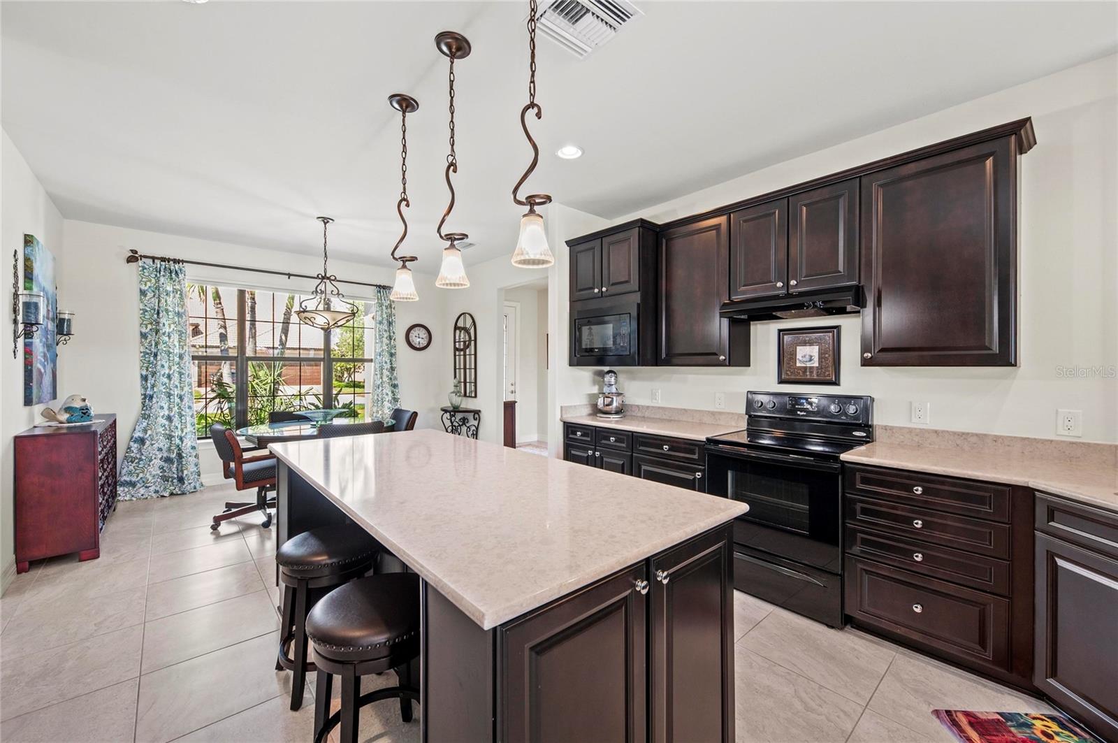 Image 25 of 100 For 13785 Tomaro Street