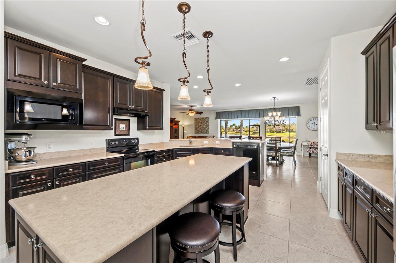 Image 27 of 100 For 13785 Tomaro Street