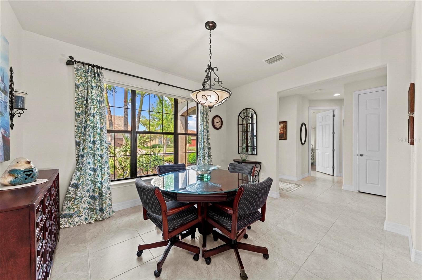 Image 29 of 100 For 13785 Tomaro Street