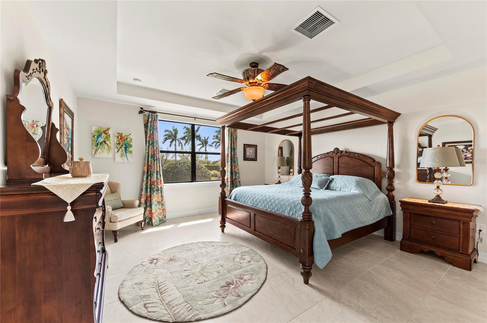 Image 32 of 100 For 13785 Tomaro Street