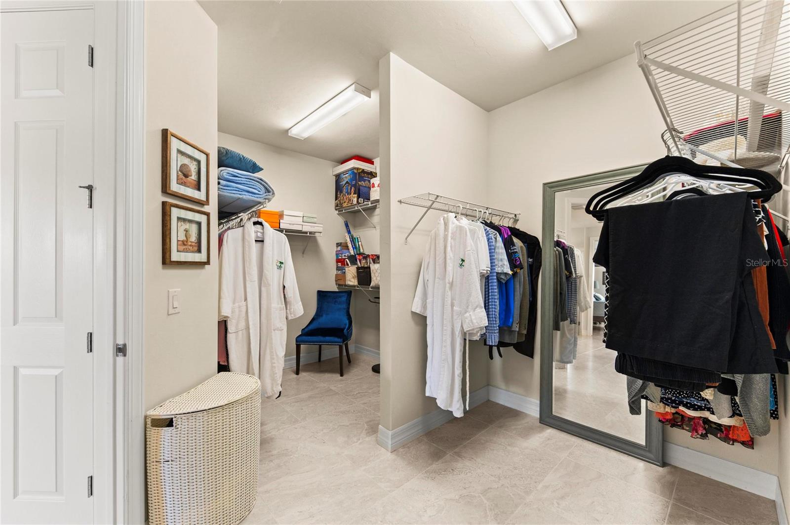 Image 41 of 100 For 13785 Tomaro Street