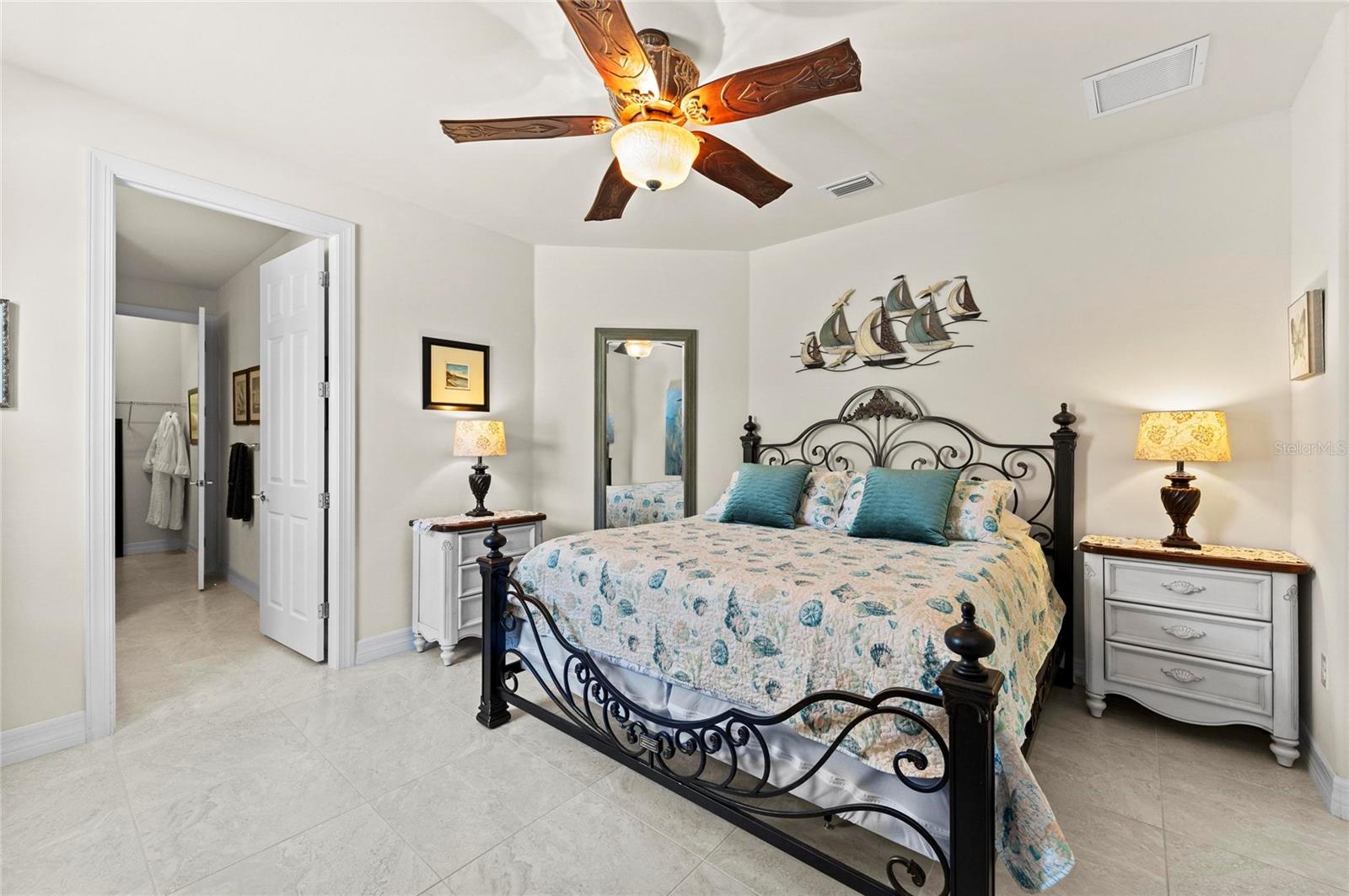 Image 49 of 100 For 13785 Tomaro Street