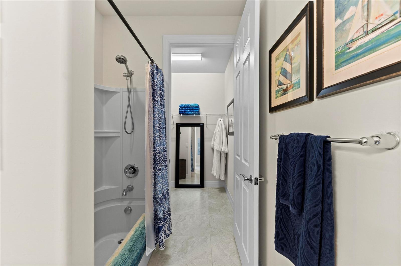 Image 53 of 100 For 13785 Tomaro Street