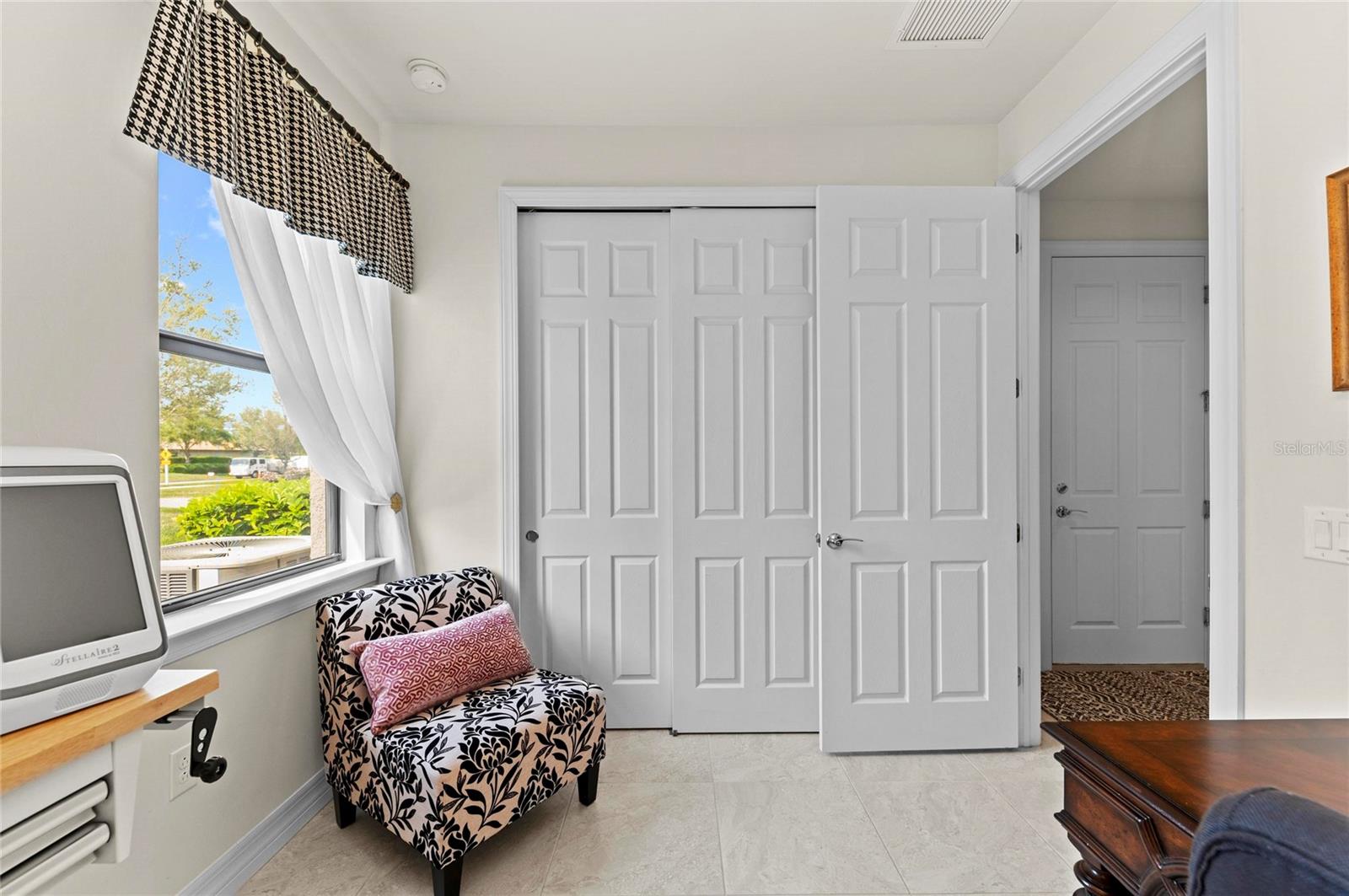 Image 56 of 100 For 13785 Tomaro Street