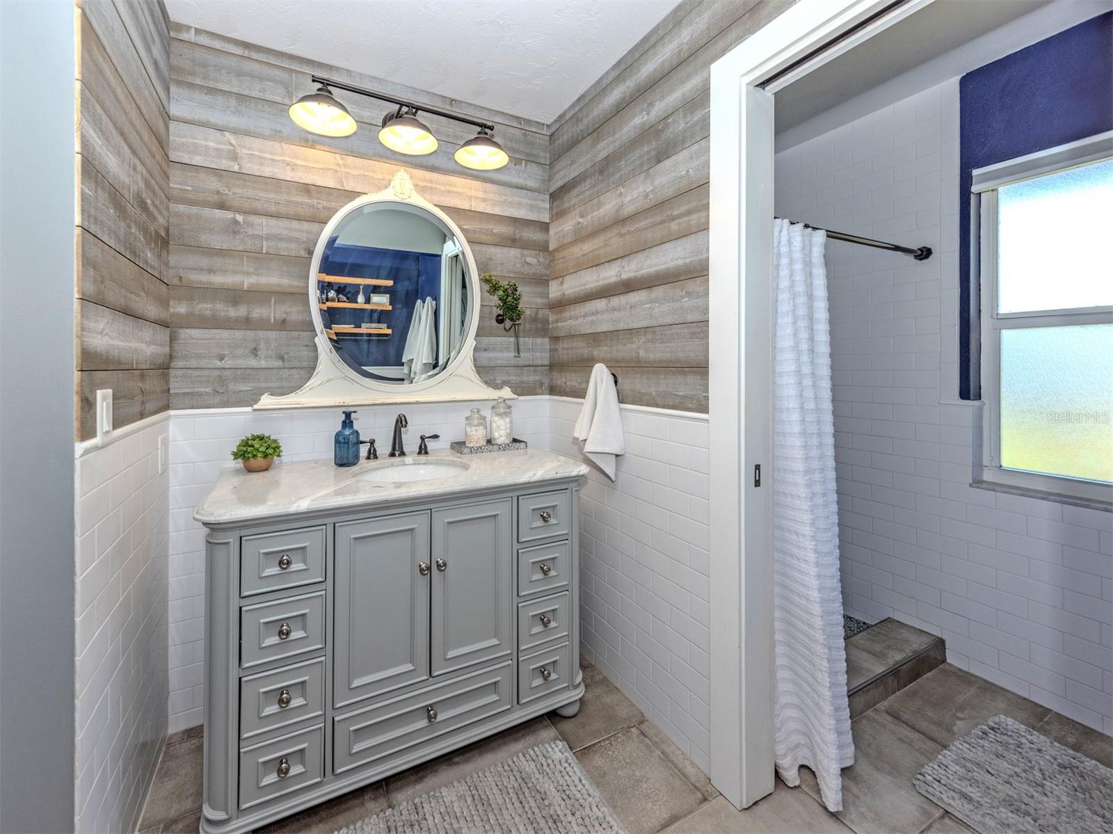 Image 21 of 27 For 511 Rubens Drive 511