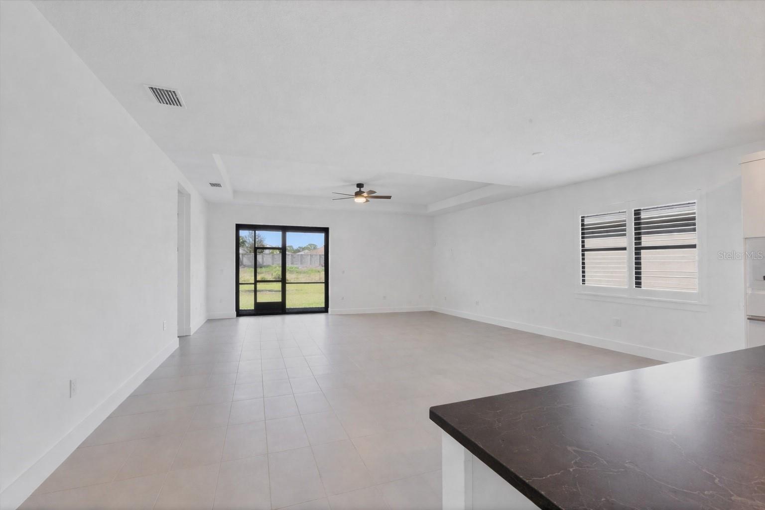 Image 11 of 45 For 18575 Midsummer Place