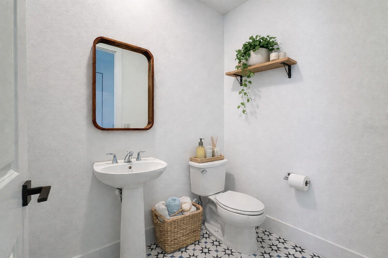 Image 20 of 45 For 18575 Midsummer Place