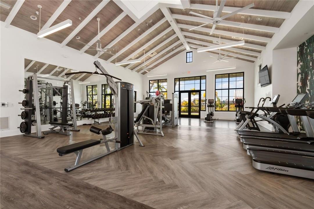 Image 35 of 45 For 18575 Midsummer Place