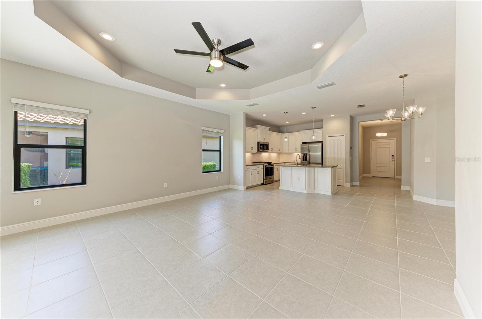 Image 10 of 52 For 328 Casalino Drive