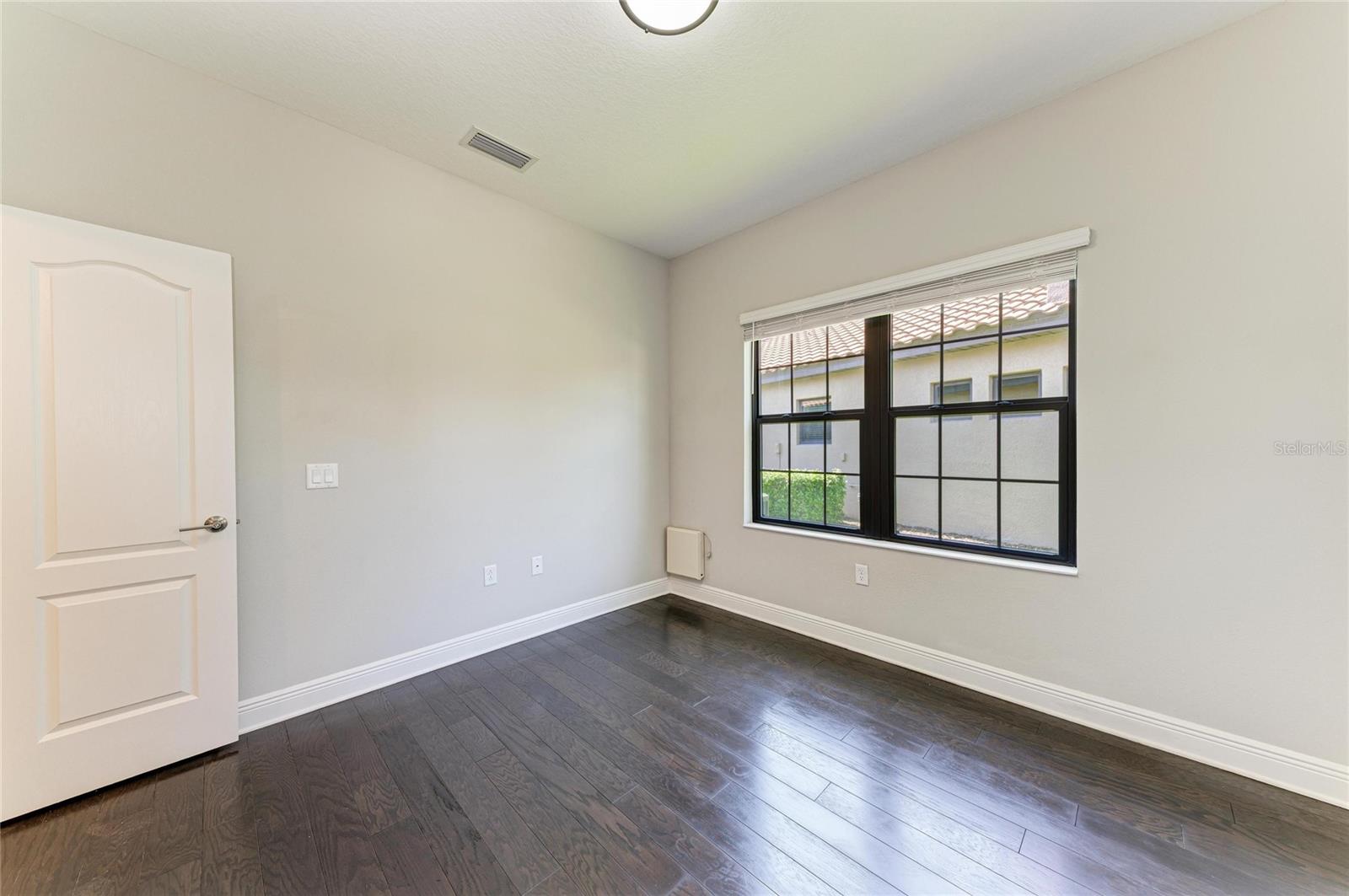 Image 27 of 52 For 328 Casalino Drive