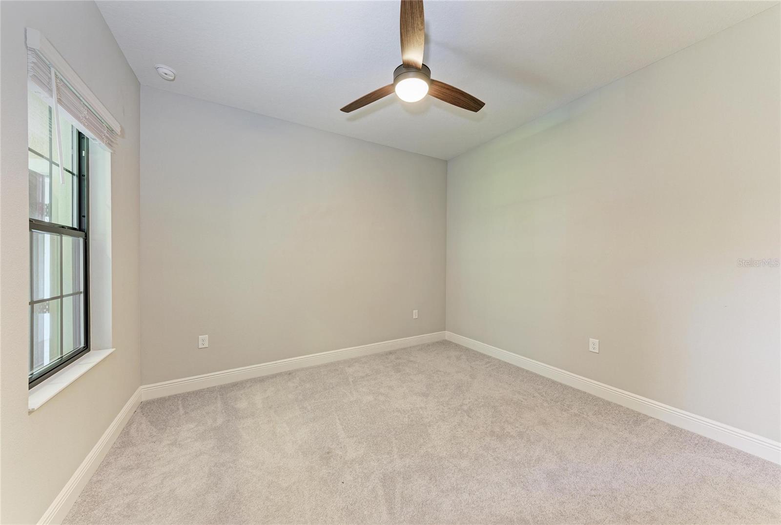 Image 28 of 52 For 328 Casalino Drive