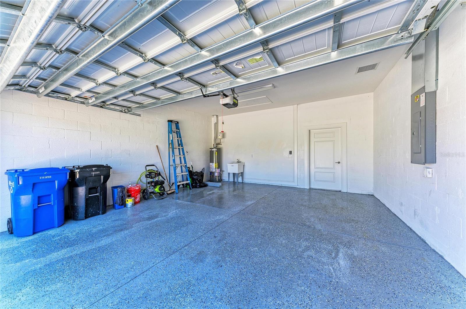 Image 37 of 52 For 328 Casalino Drive