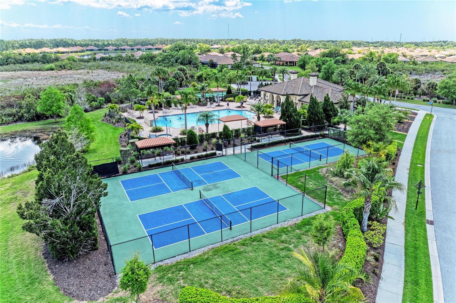 Image 44 of 52 For 328 Casalino Drive