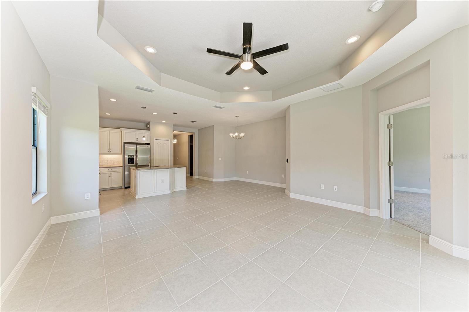 Image 9 of 52 For 328 Casalino Drive