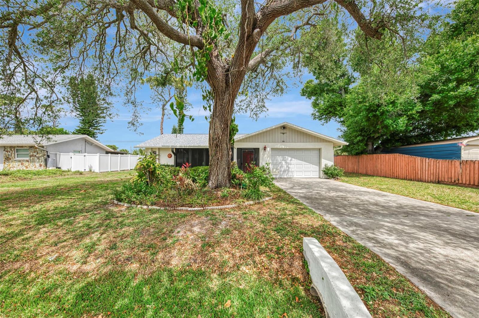 Details for 581 Crocus Road, VENICE, FL 34293