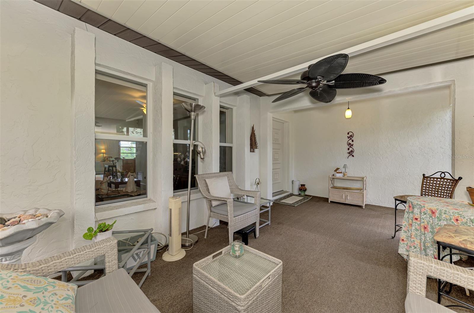 Image 8 of 45 For 581 Crocus Road