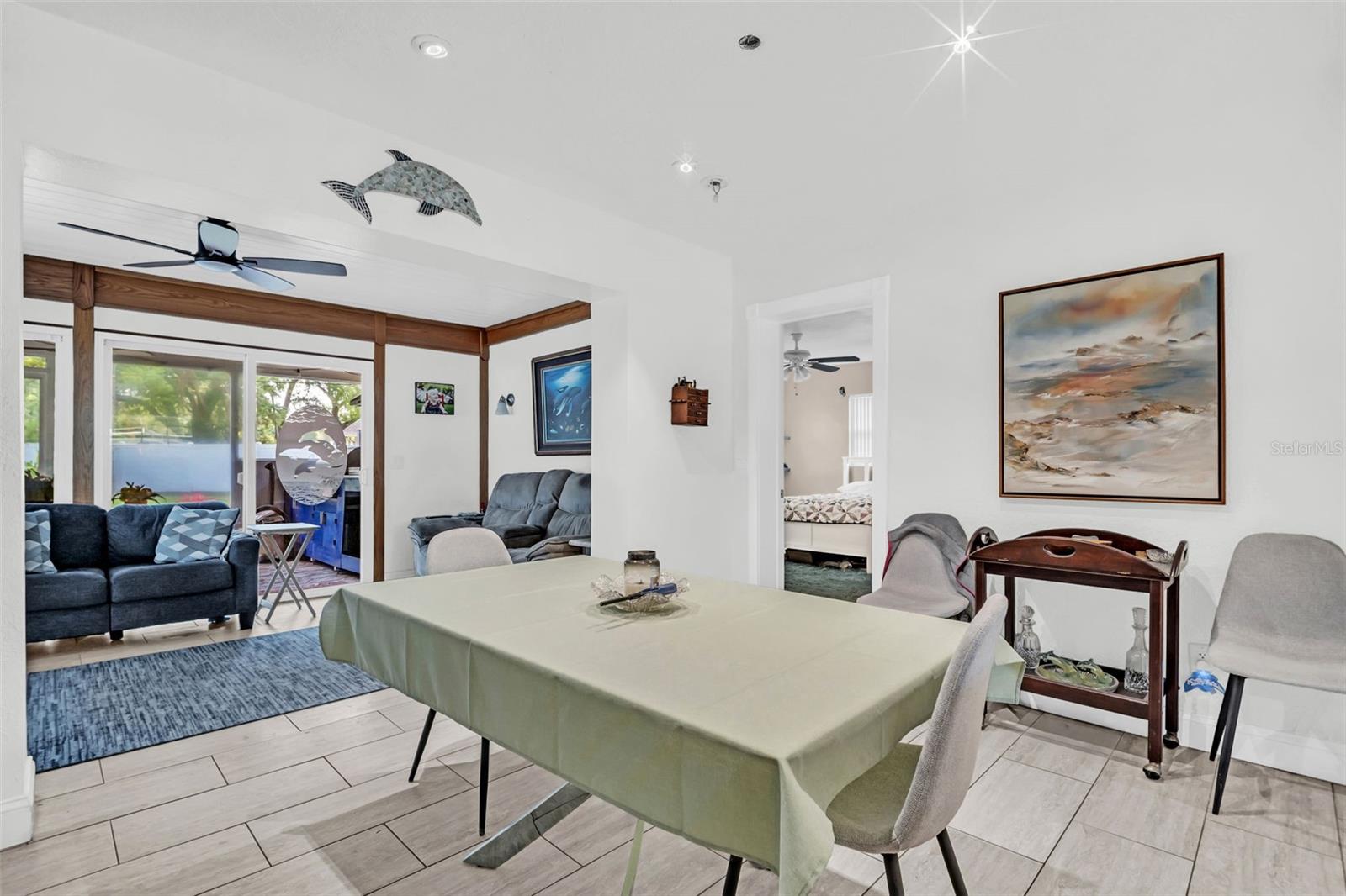 Image 11 of 44 For 2796 Forest Parkway S