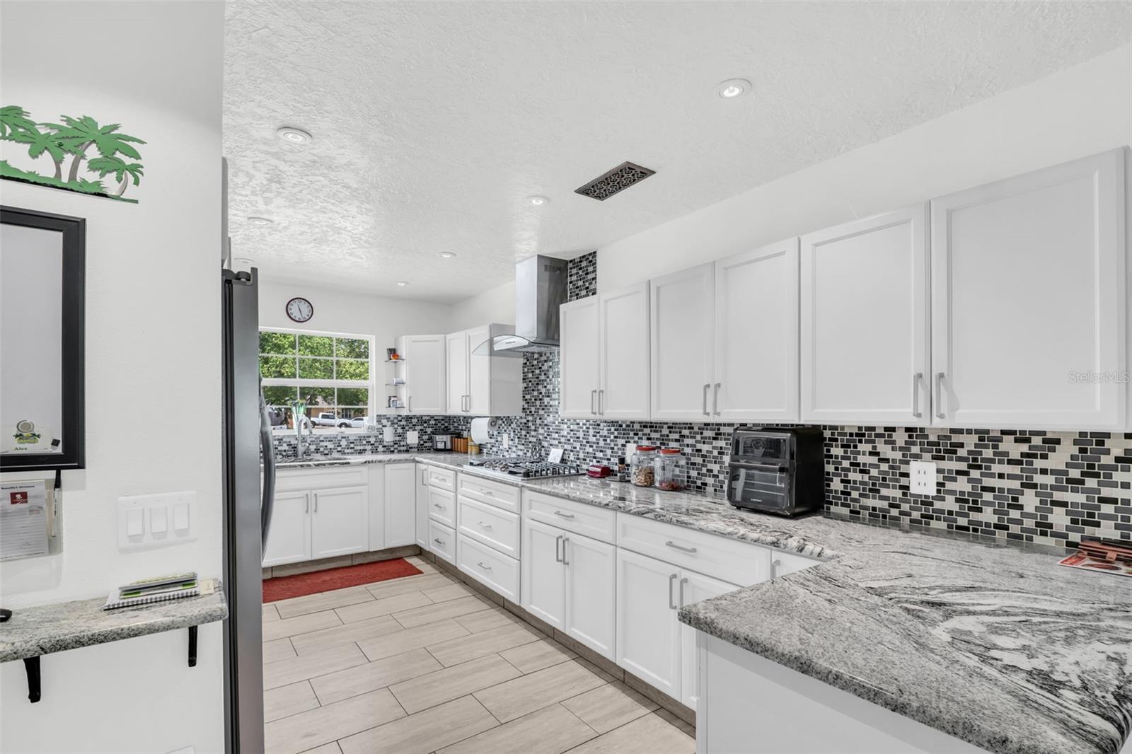 Image 14 of 44 For 2796 Forest Parkway S