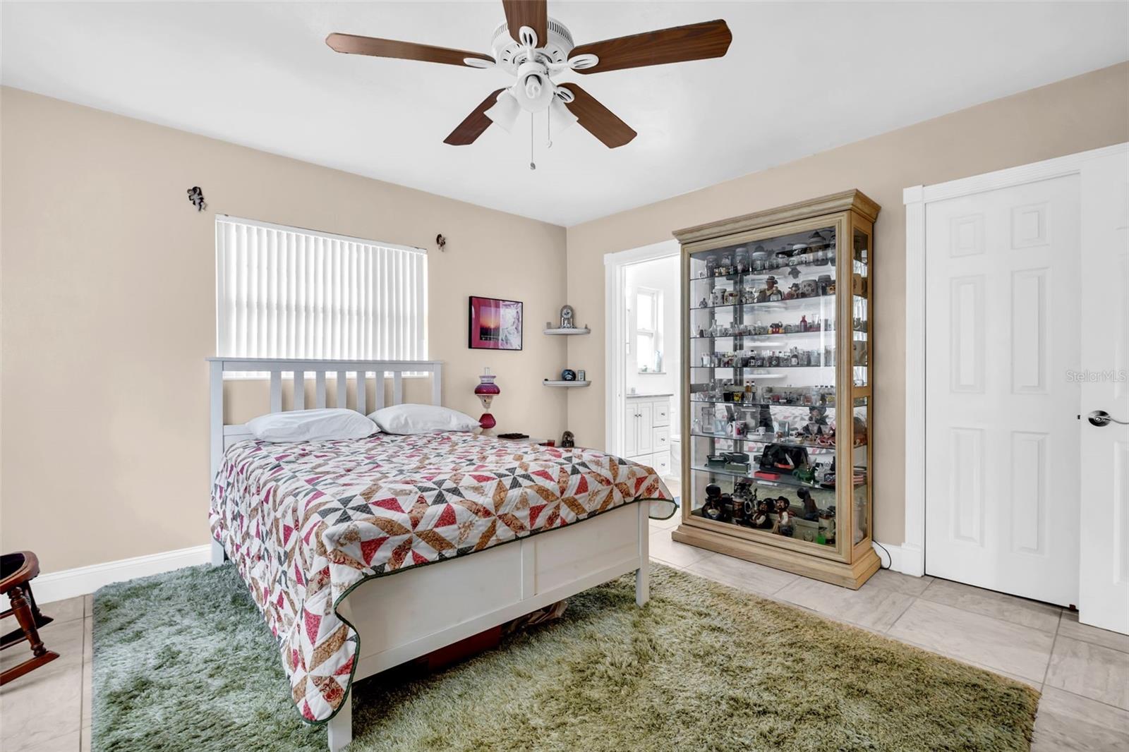 Image 35 of 44 For 2796 Forest Parkway S