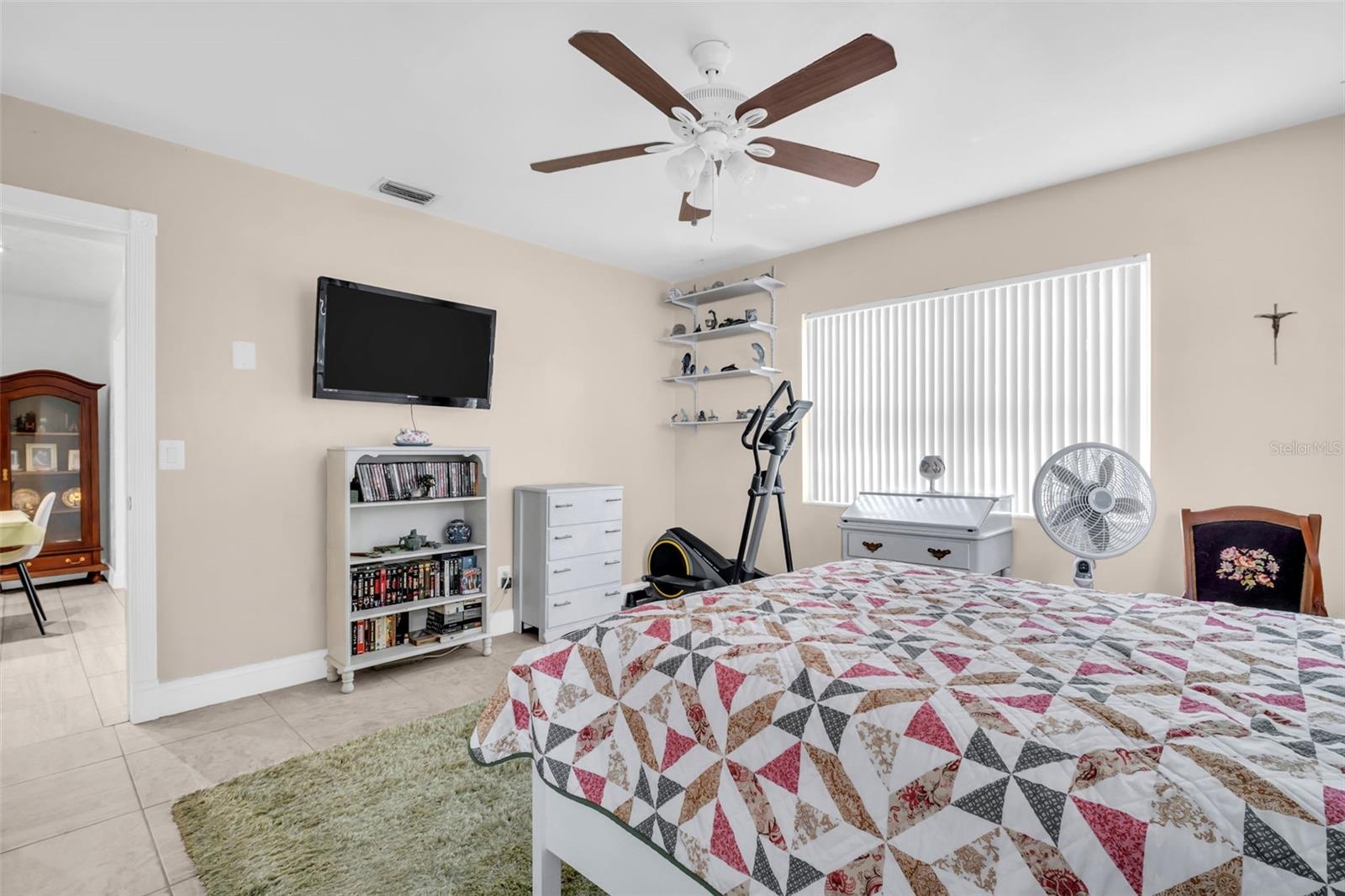 Image 36 of 44 For 2796 Forest Parkway S