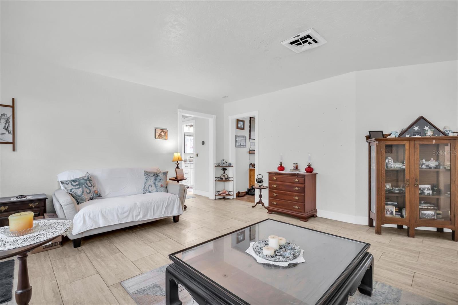 Image 7 of 44 For 2796 Forest Parkway S