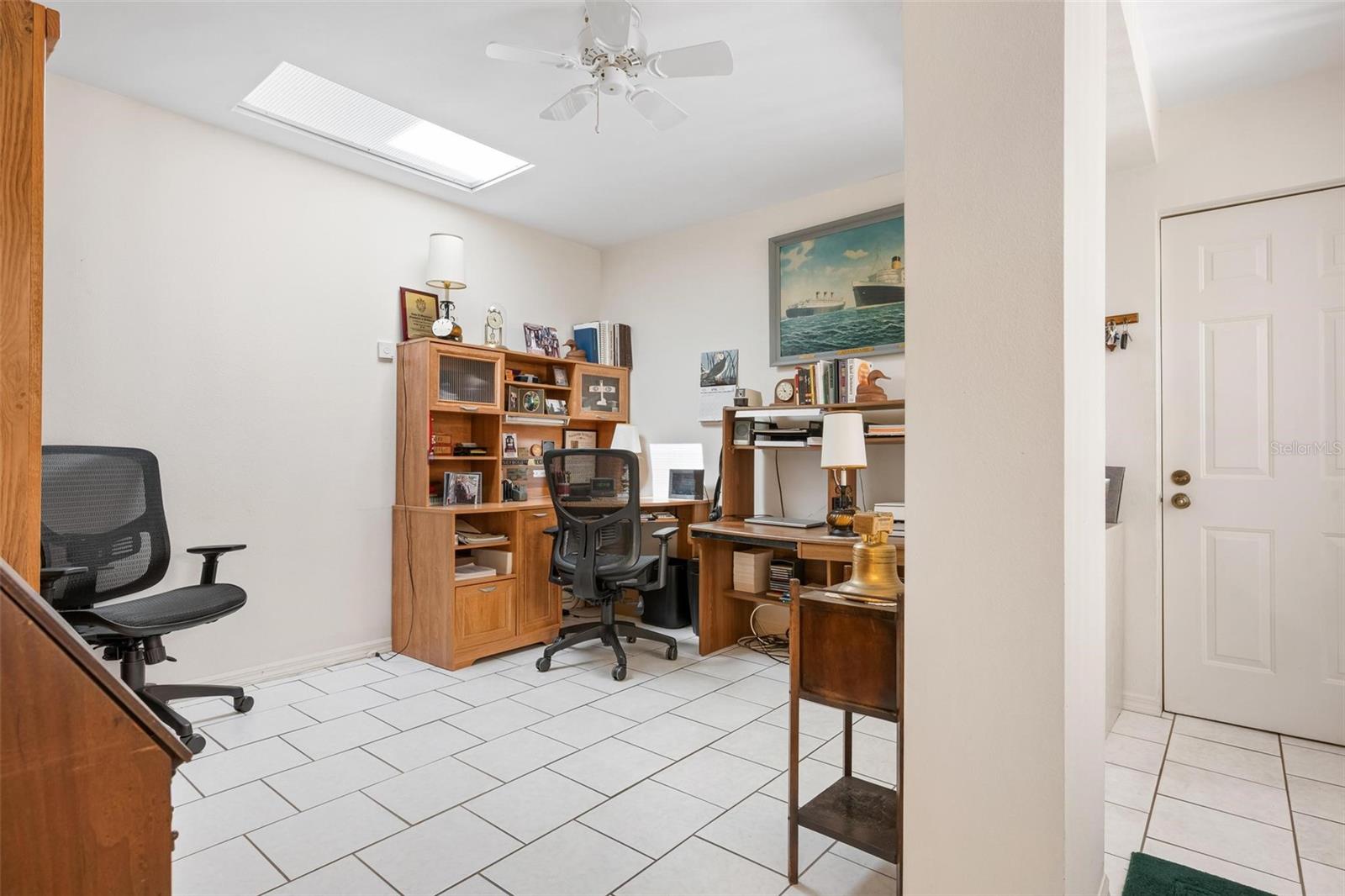 Image 33 of 72 For 228 Southampton Lane 258