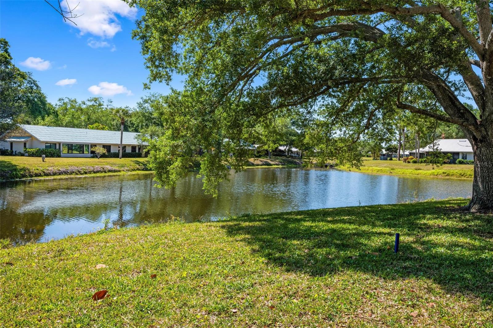 Image 39 of 72 For 228 Southampton Lane 258