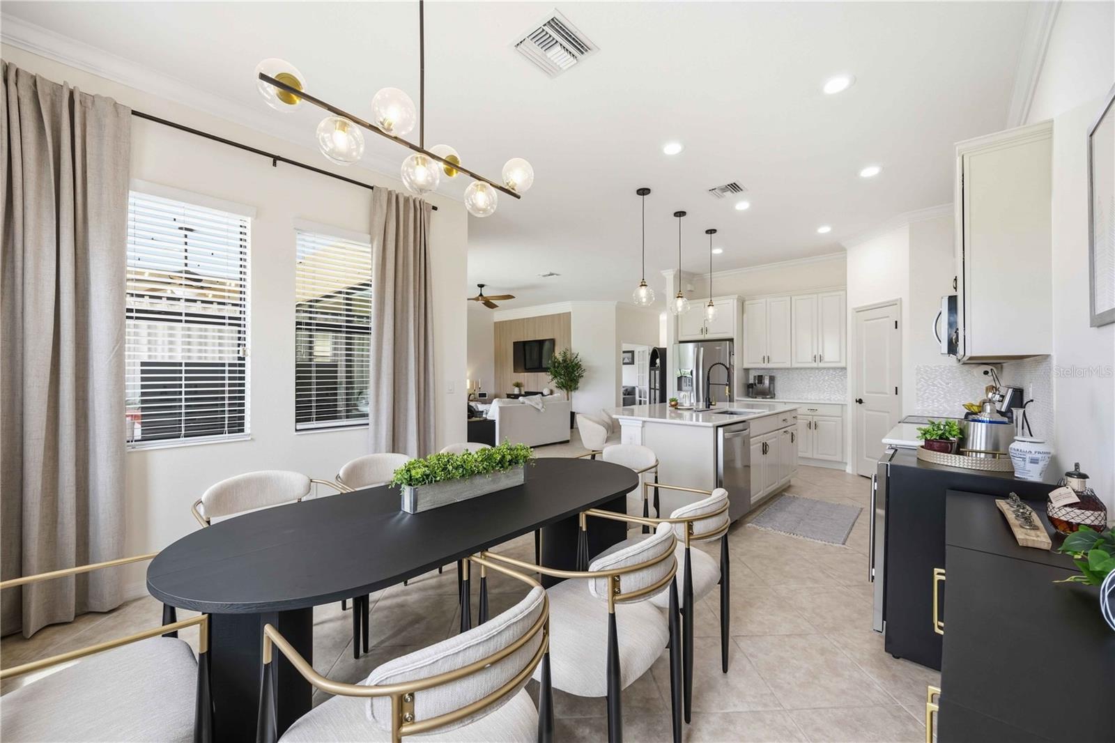 Image 21 of 78 For 10485 Crooked Creek Drive