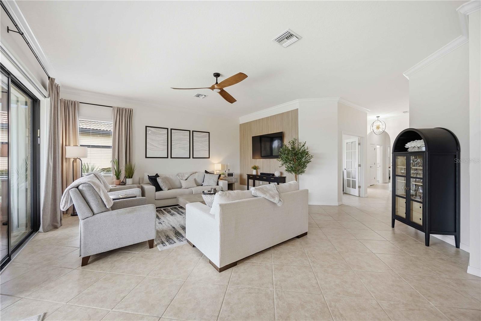 Image 23 of 78 For 10485 Crooked Creek Drive